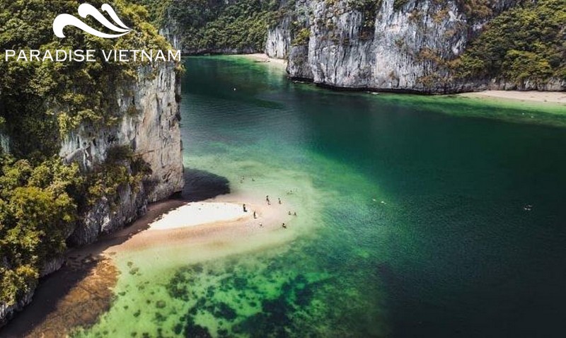 Ba Trai Dao Beach located in Lan Ha Bay