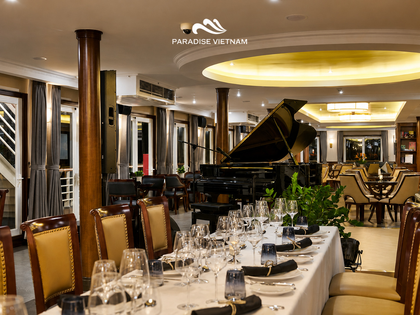 Paradise Legacy - fantastic Ha Long Bay Party cruise choice