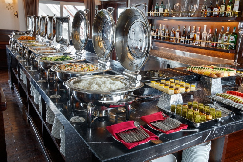 Savor high-quality dishes at our onboard restaurants