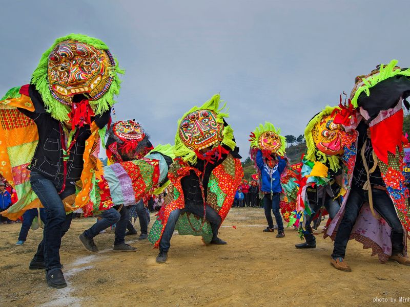 Festival season is the best time to cruise Vietnam