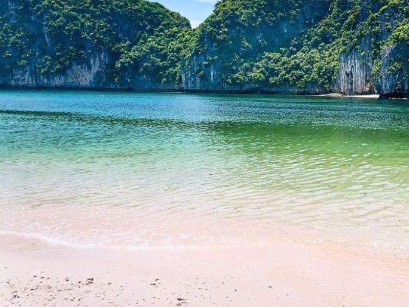 Bãi biển Bàn Chân 