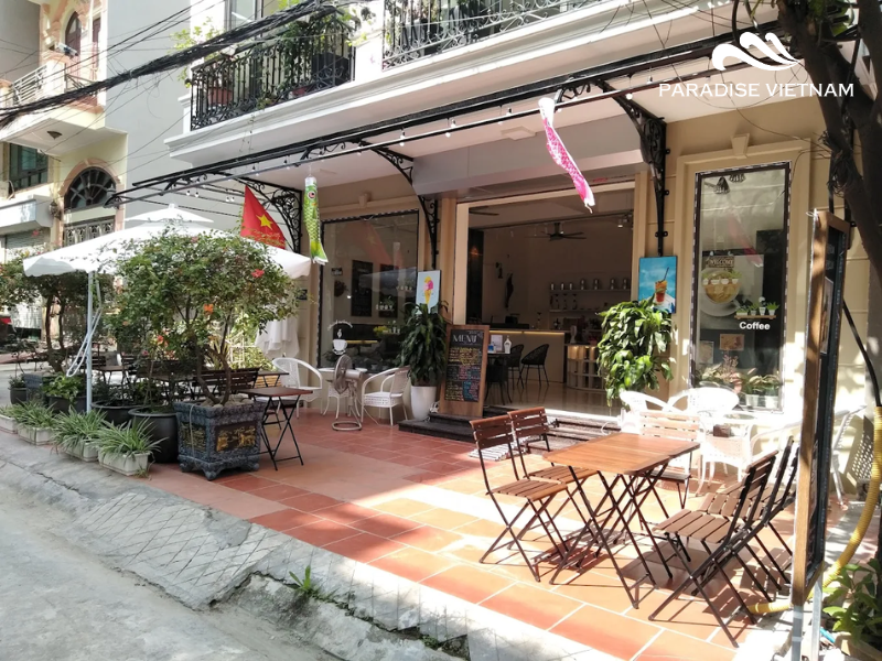 StarBay Coffee Shop in Halong