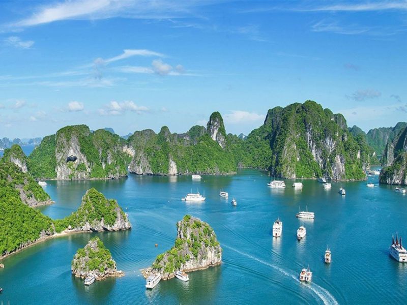 Visit the island Halong bay on 3 day cruise