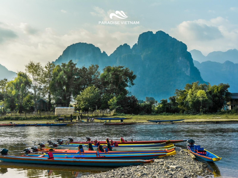 Explore the charming Vung Vieng Village through kayaking