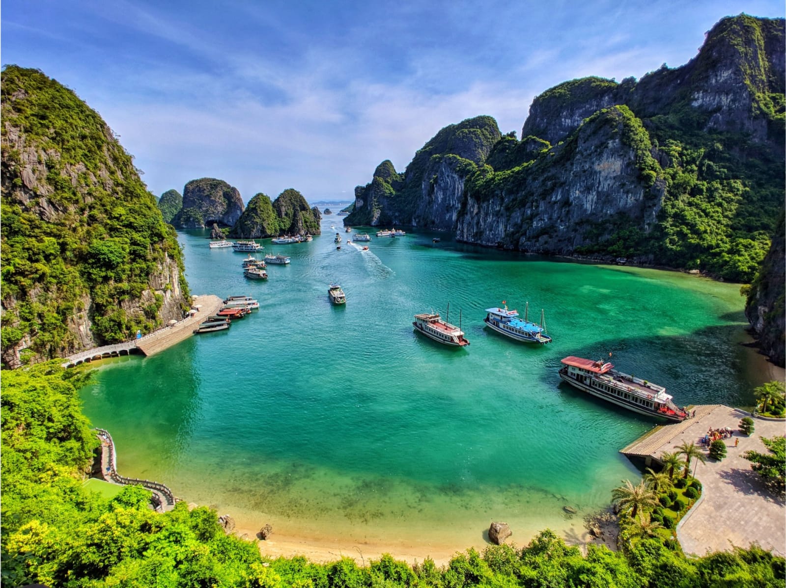 Places to Visit in Halong Bay