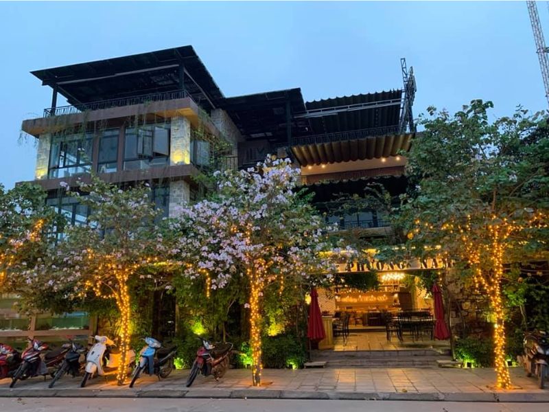 Phuong Nam Ha Long Restaurant