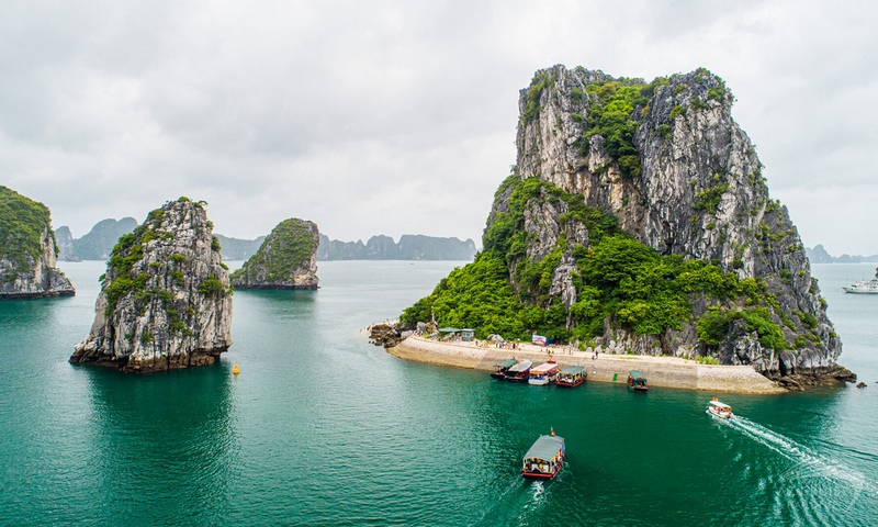 One of the things to do in Halong Bay and on Ti Top Island is to climb to the top